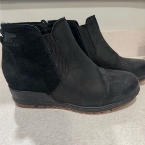 Sorel Black Ankle Booties